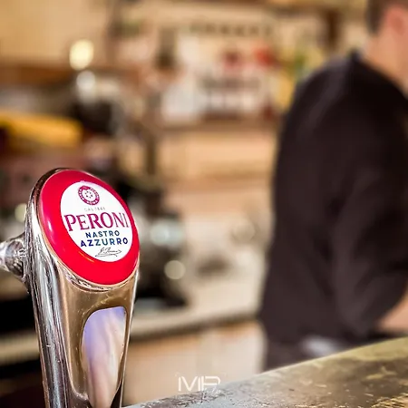 Szálloda Szent István